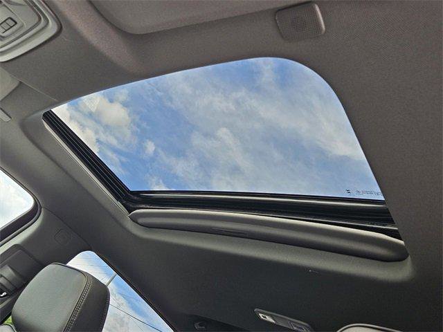 New 2025 GMC Sierra 3500 Denali w/ Denali Reserve Package image 17