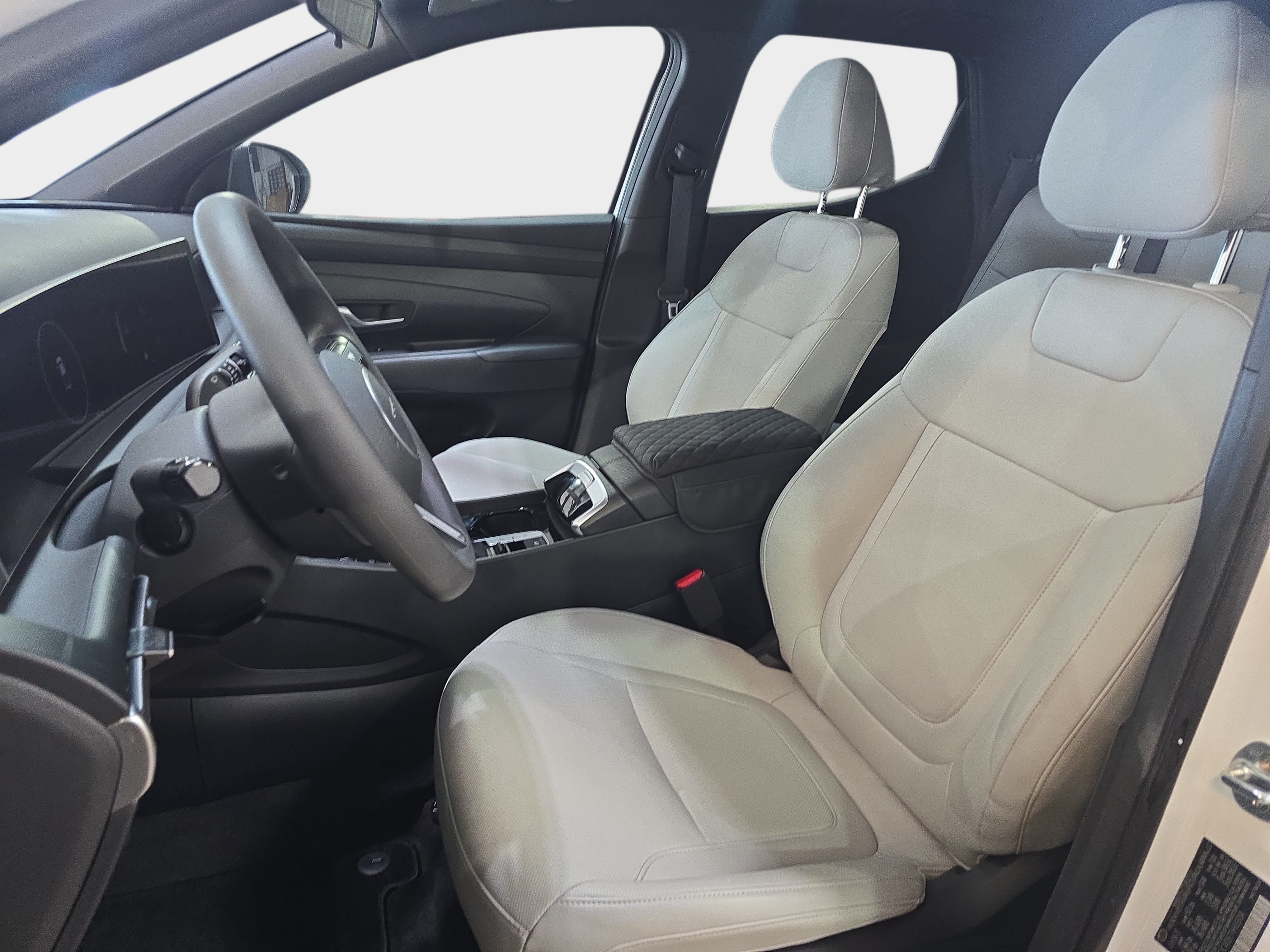 Used 2026 Hyundai Santa Cruz SEL FWD image 12