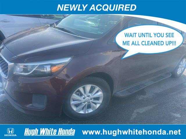 Used 2017 Kia Sedona LX w/ LX Essentials Premium Package video 1