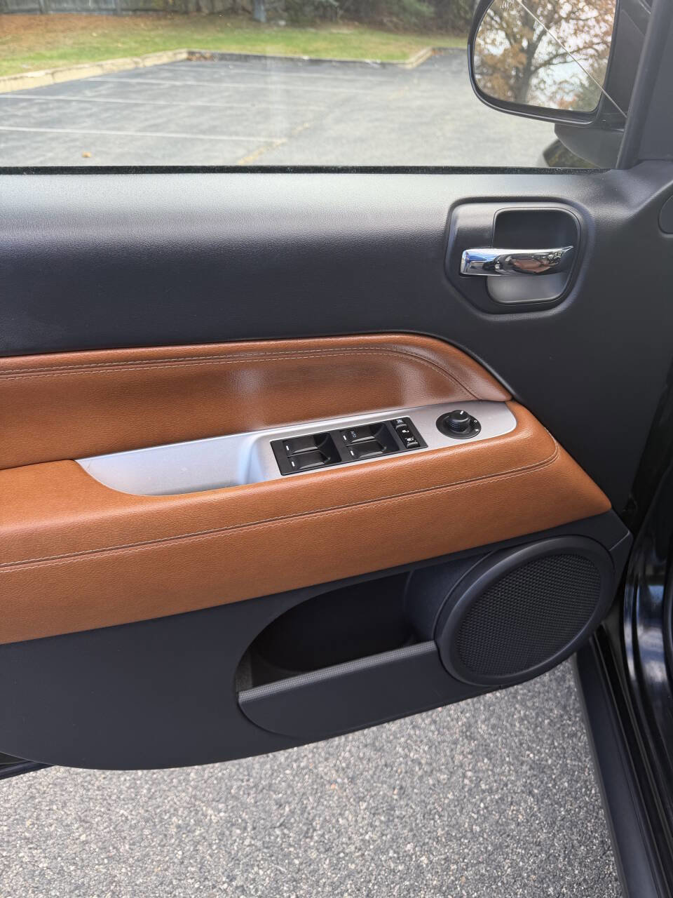 Used 2017 Jeep Compass High Altitude image 30