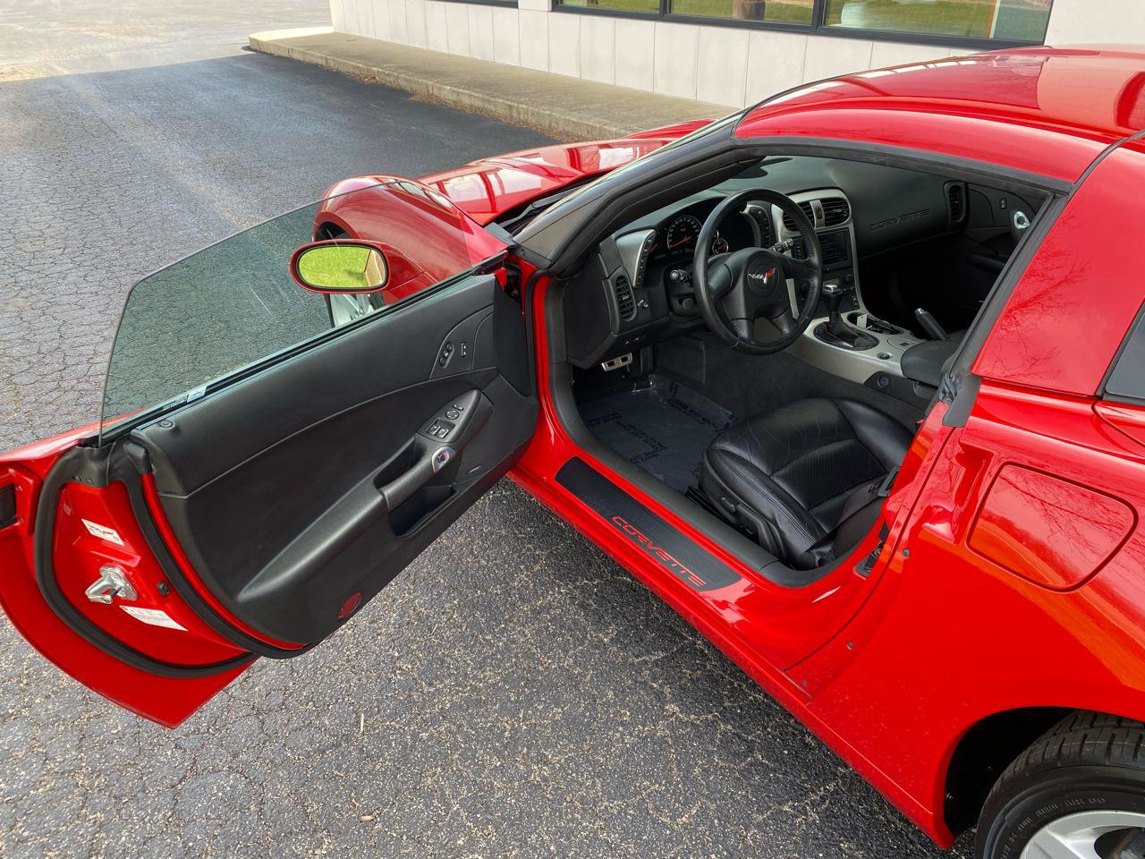 Used 2005 Chevrolet Corvette Coupe w/ Preferred Equipment Group image 9