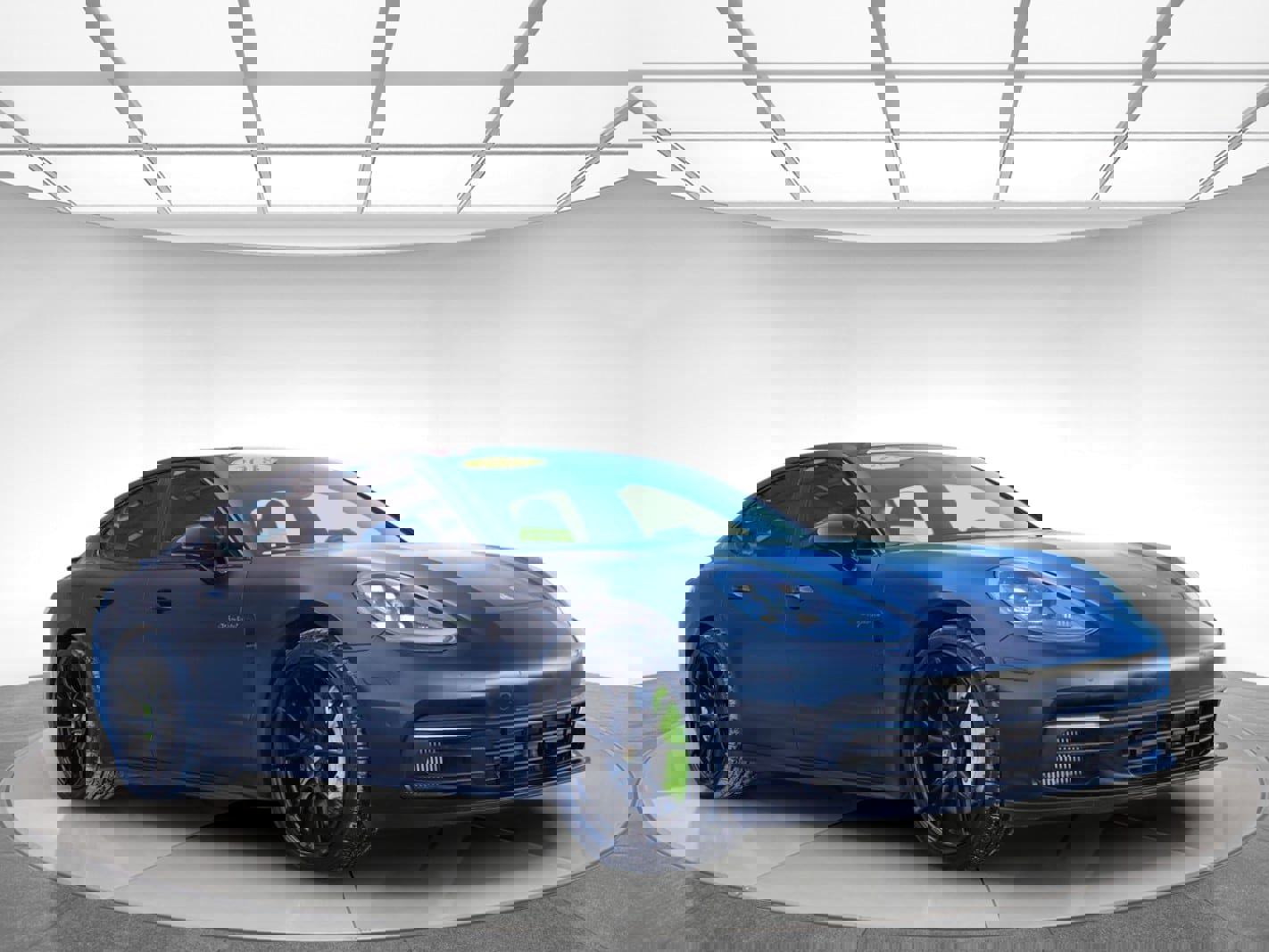 Used 2018 Porsche Panamera 4 w/ Premium Package Plus image 3