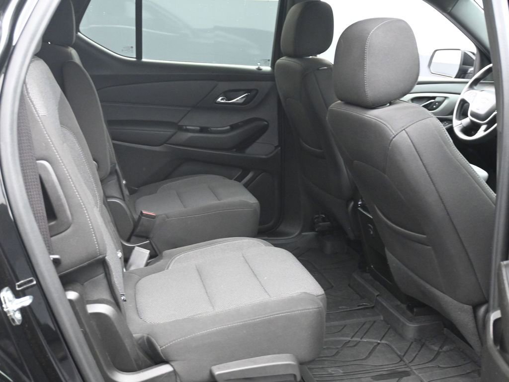 Used 2023 Chevrolet Traverse LT w/ LPO, Floor Liner Package image 13
