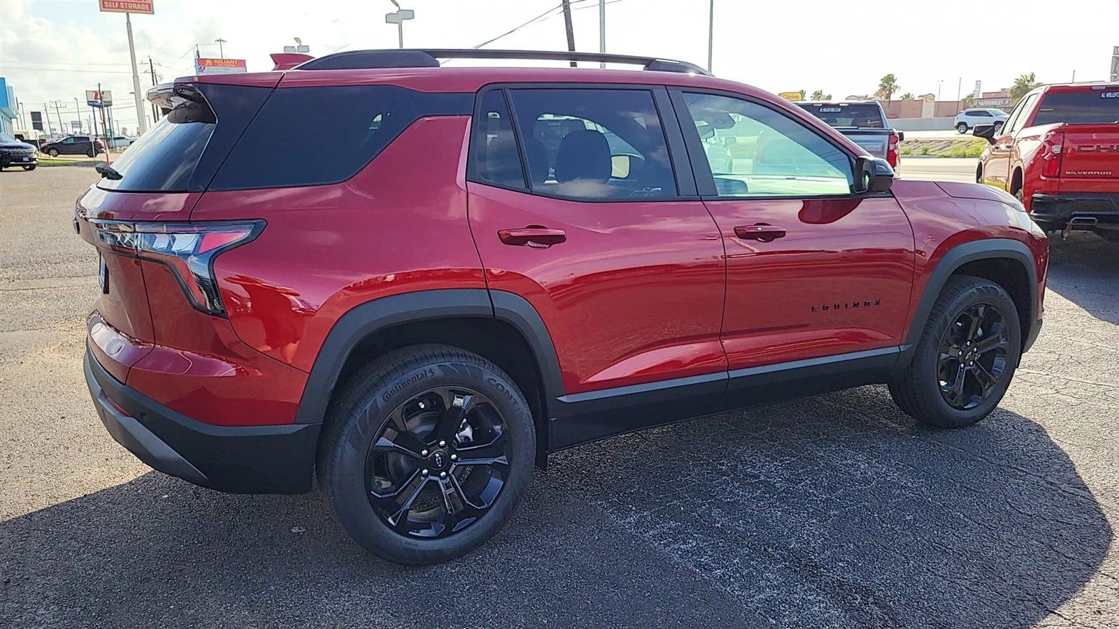 New 2025 Chevrolet Equinox LT w/ Midnight Edition image 8