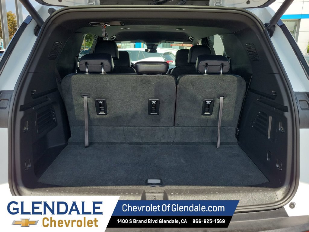 Used 2026 Chevrolet Traverse LT FWD image 12