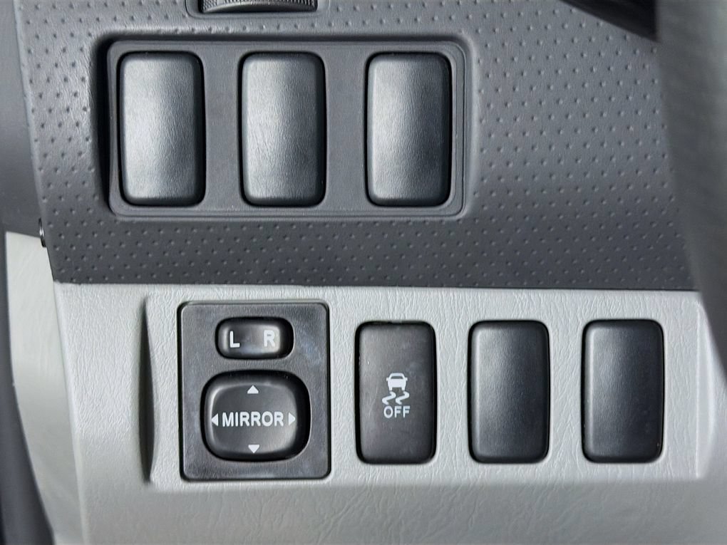 Used 2013 Toyota Tacoma PreRunner w/ Convenience Pkg RWD image 15