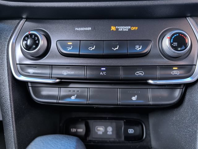 Used 2020 Hyundai Santa Fe SEL FWD image 19