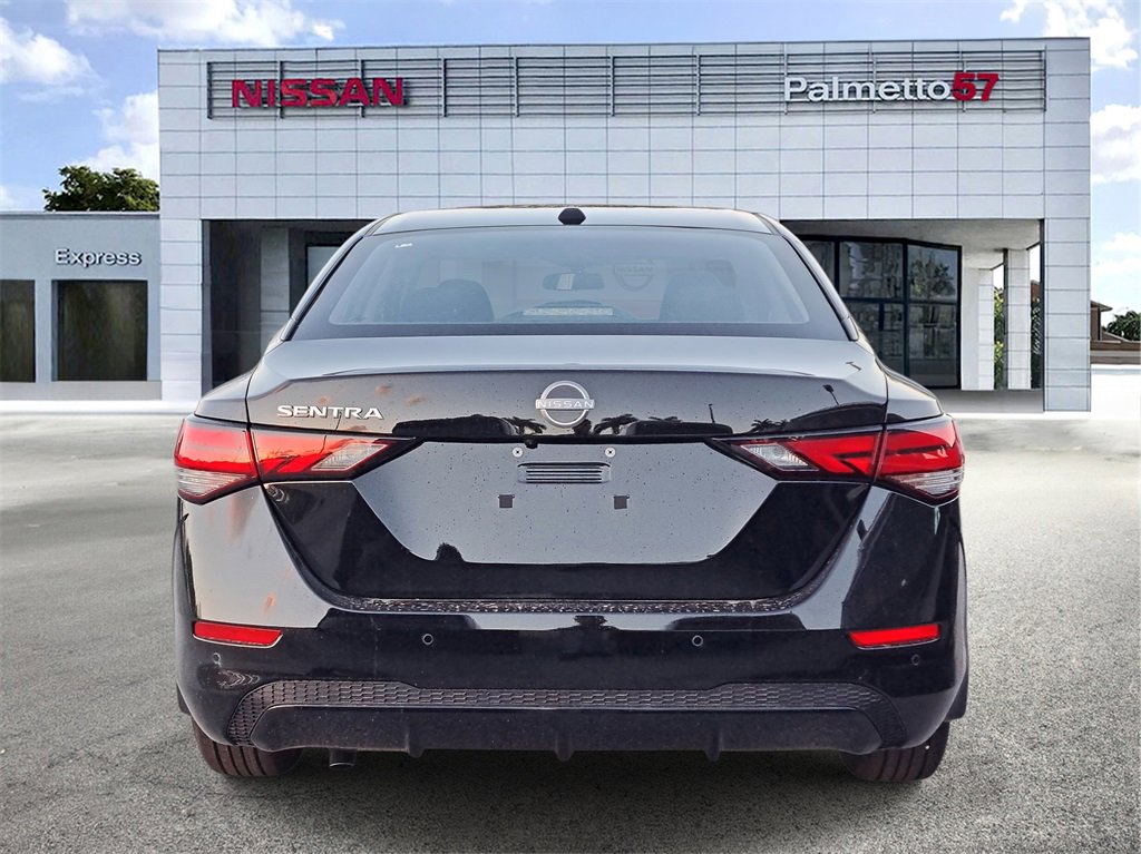 New 2025 Nissan Sentra SV image 4