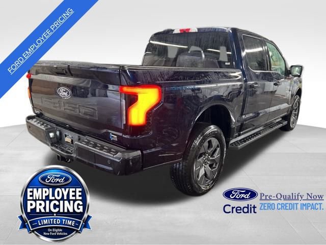 New 2025 Ford F150 Lightning Flash AWD/4WD image 5