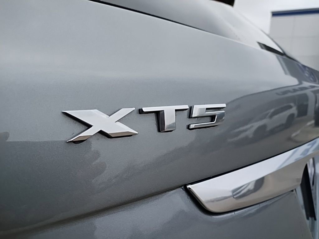 Used 2023 Cadillac XT5 Premium Luxury AWD/4WD image 13