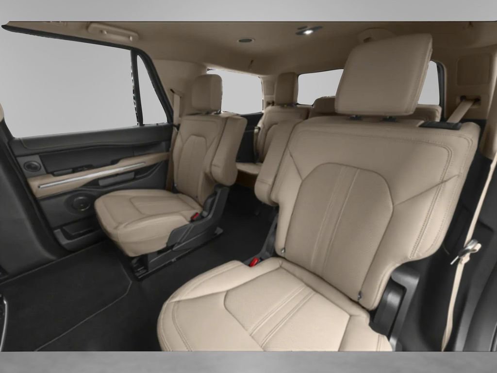 Used 2024 Ford Expedition Limited image 10