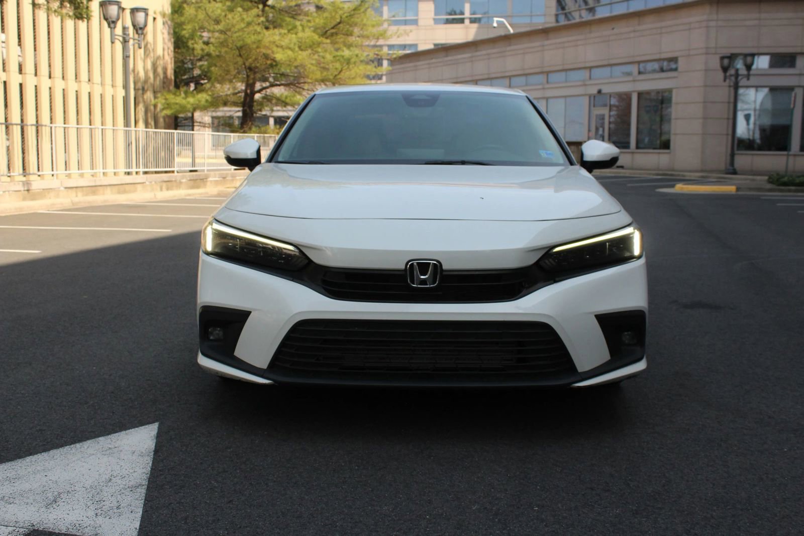 Used 2022 Honda Civic Touring image 3