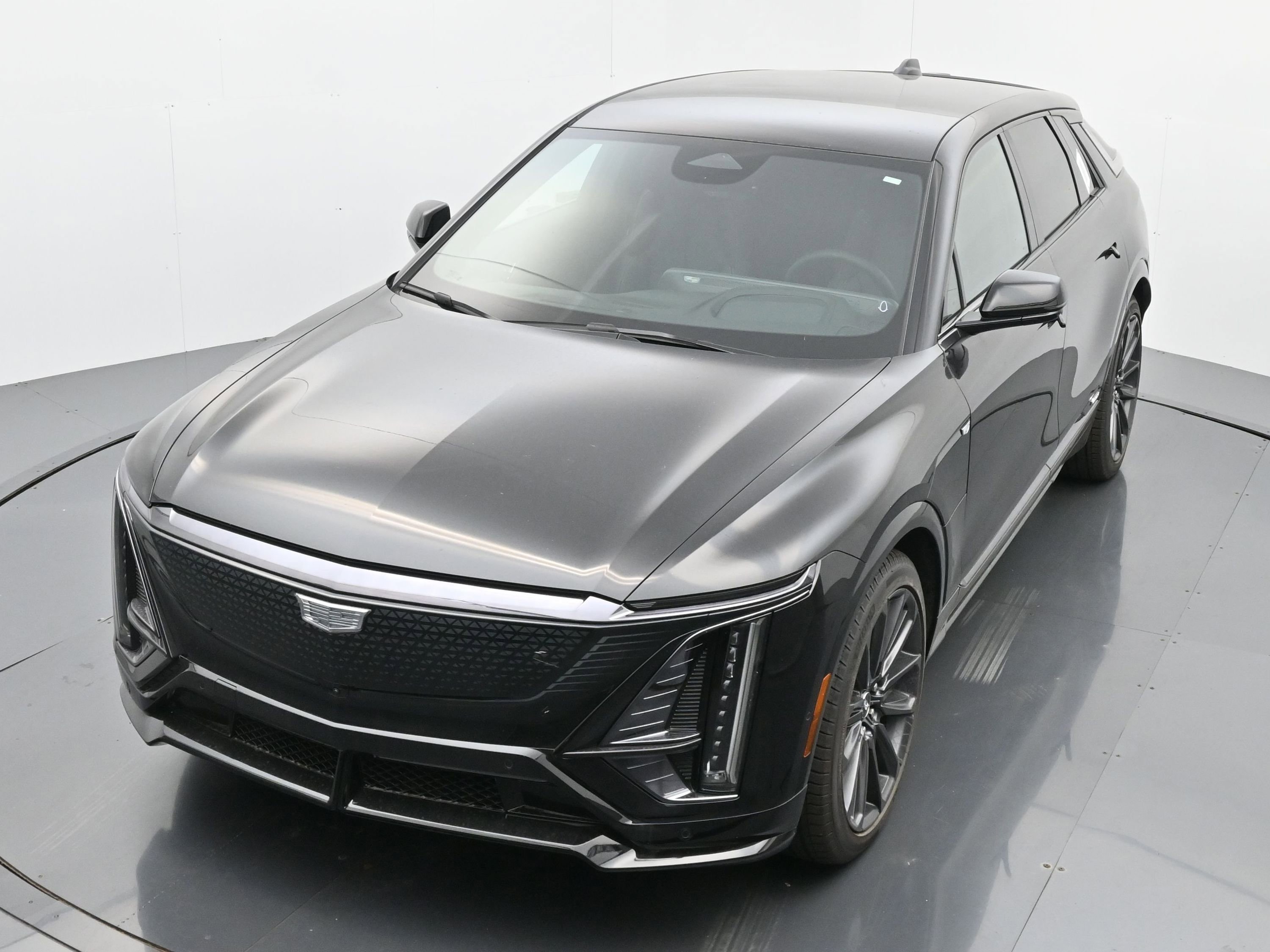 New 2026 Cadillac Lyriq V w/ LPO, Floor Liner Package image 23