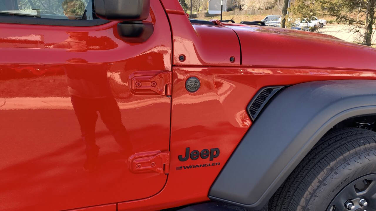 Used 2024 Jeep Wrangler Sport image 28