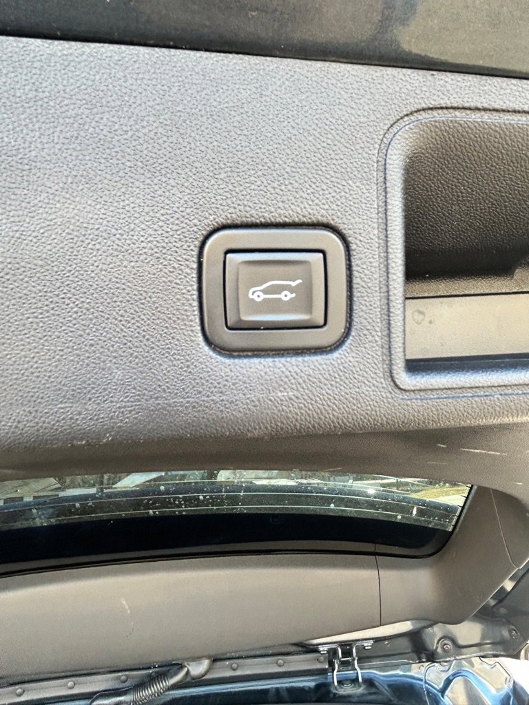 Used 2019 GMC Terrain Denali w/ Driver Alert Package II image 14