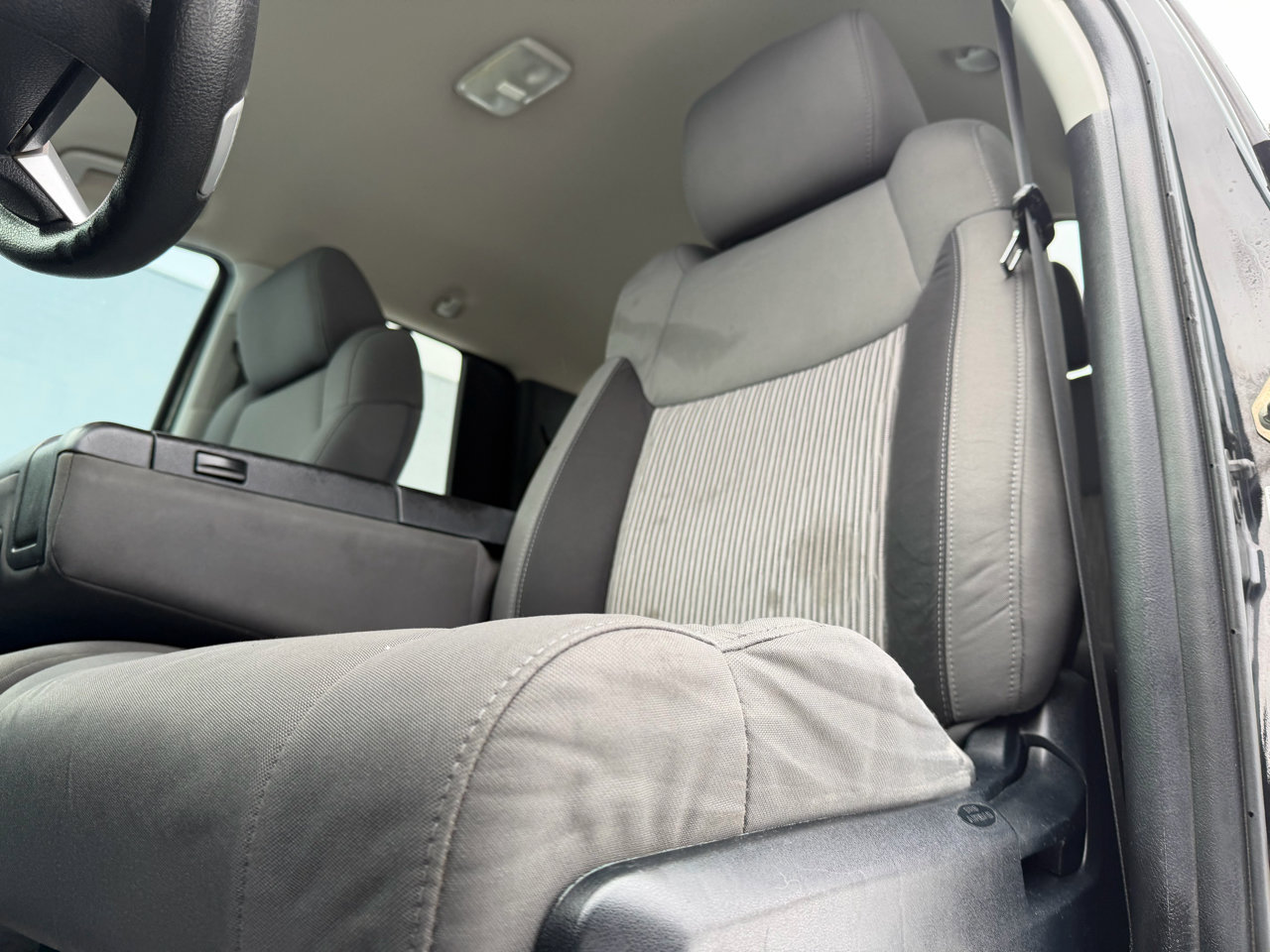 Used 2016 Toyota Tundra SR5 image 9