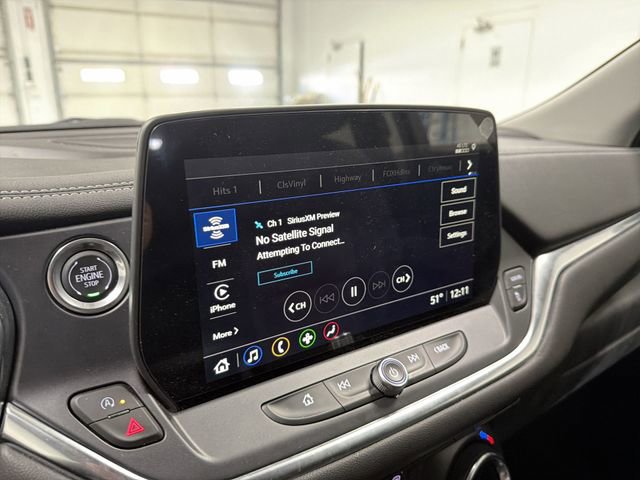 New 2025 Chevrolet Blazer LT w/ Midnight/Sport Edition FWD image 24