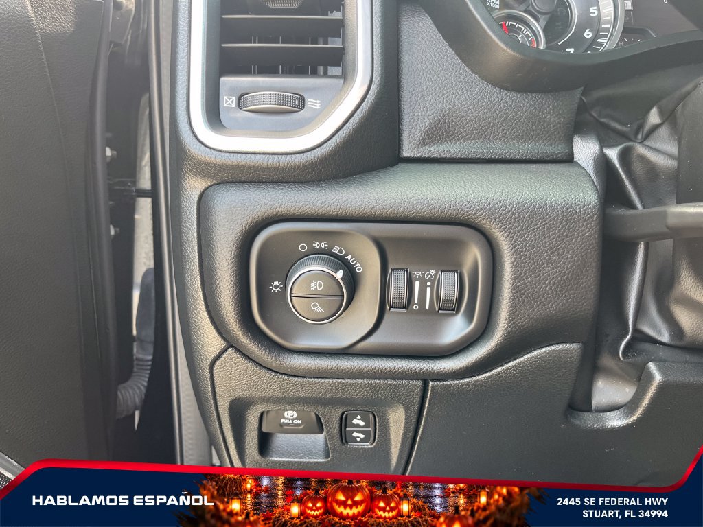 Used 2023 RAM 1500 Laramie AWD/4WD image 24