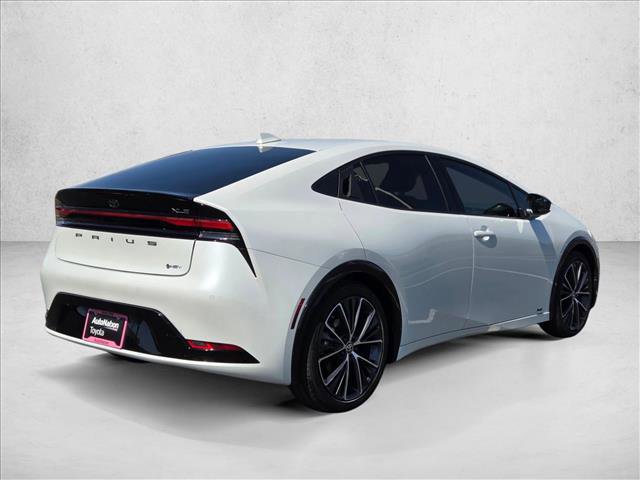 Used 2024 Toyota Prius XLE image 5