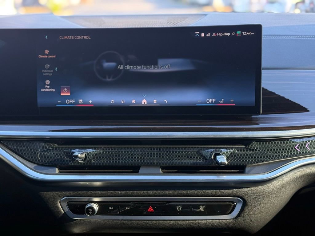 Used 2024 BMW X6 xDrive40i w/ Executive Package image 26