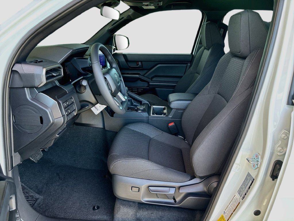 New 2026 Toyota 4Runner SR5 AWD/4WD image 18