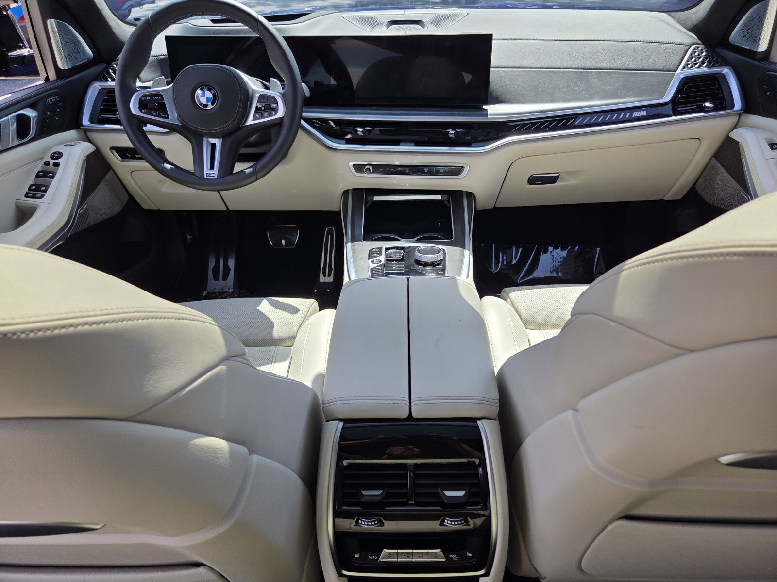 Used 2026 BMW X7 M60i AWD/4WD image 13