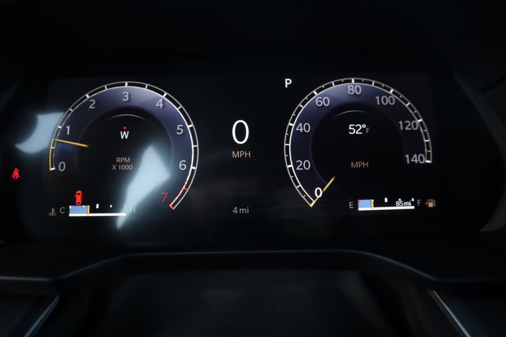 New 2025 Jeep Grand Cherokee L Laredo w/ Luxury Tech Group I image 4