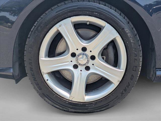 Used 2014 Mercedes-Benz E 350 4MATIC Sedan image 25