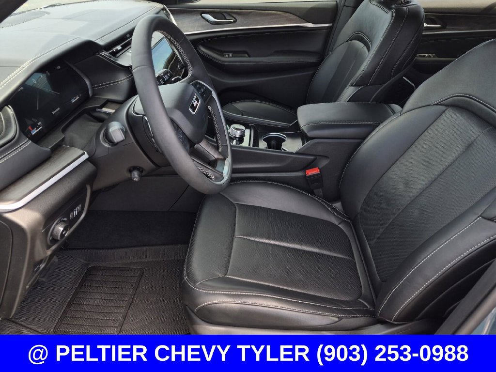 Used 2026 Jeep Grand Cherokee L Limited AWD/4WD image 36
