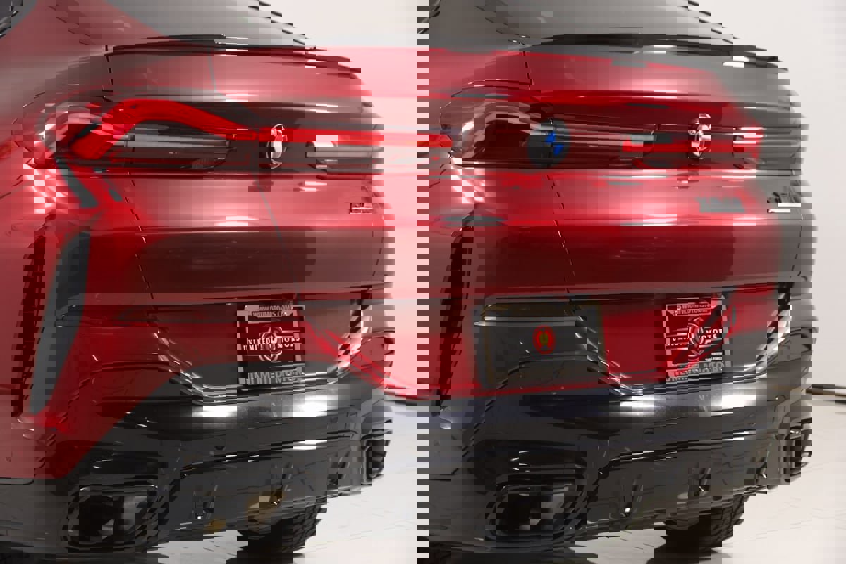 Used 2024 BMW X6 xDrive40i w/ Premium Package image 71