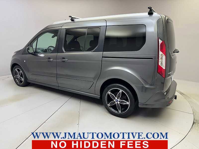 Used 2017 Ford Transit Connect XLT image 3