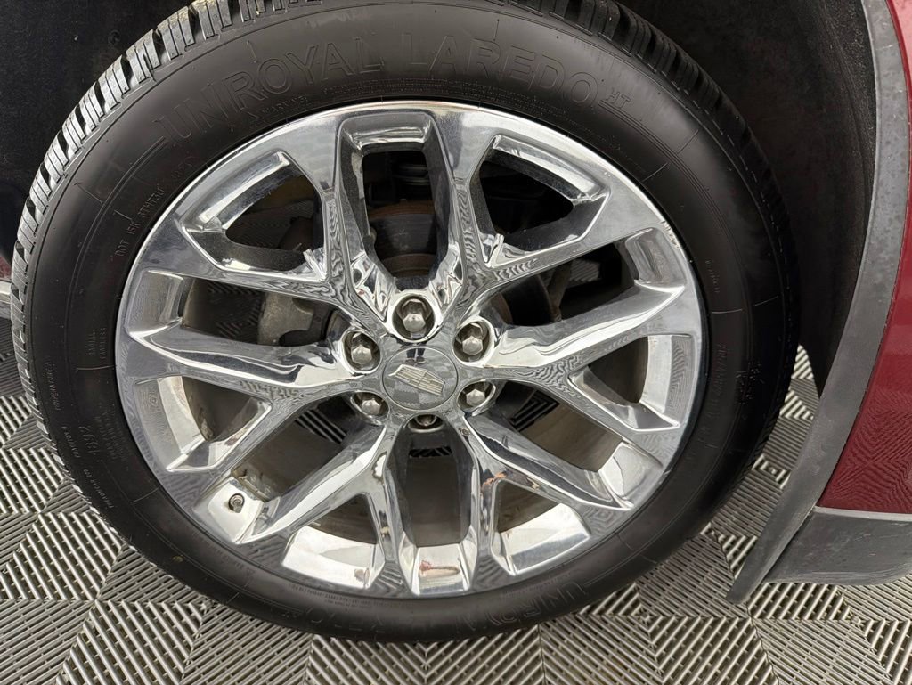 Used 2017 Cadillac Escalade Premium Luxury AWD/4WD image 33