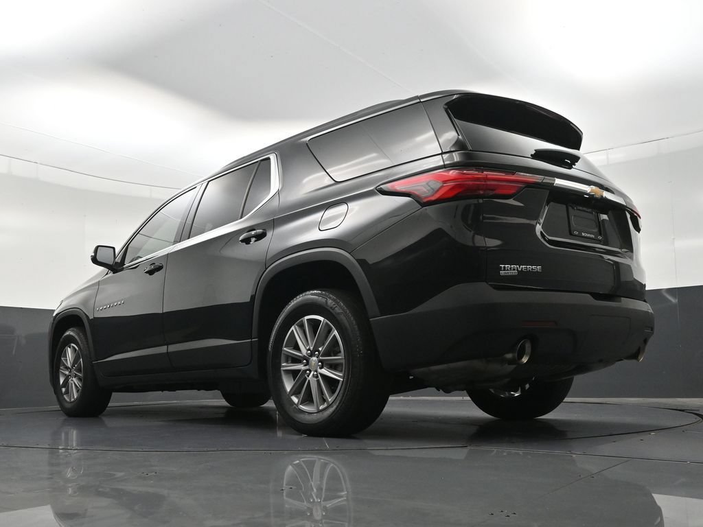 Used 2024 Chevrolet Traverse LT FWD image 27