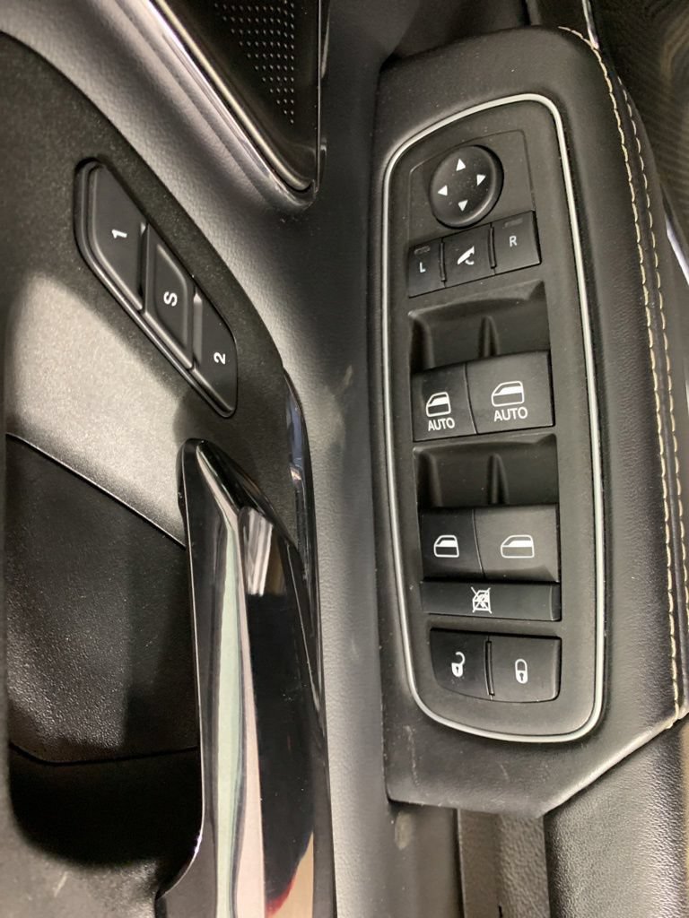 Used 2022 RAM 1500 Limited AWD/4WD image 17