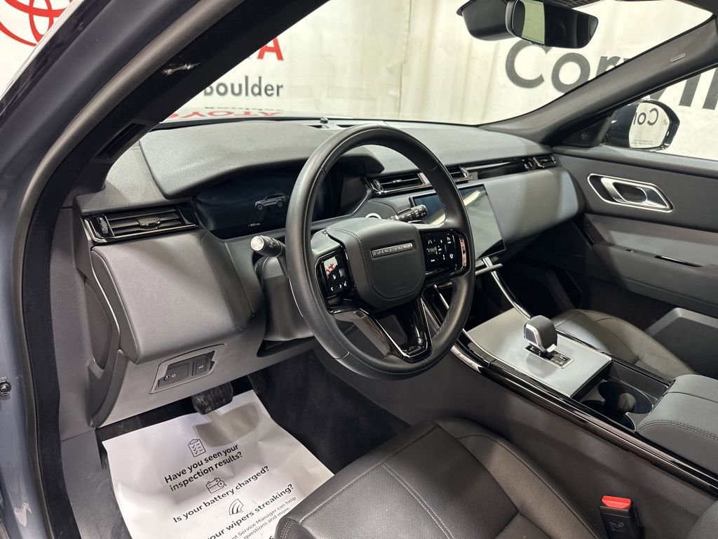 Used 2025 Land Rover Range Rover Velar S image 25