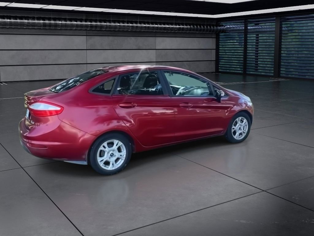 Used 2015 Ford Fiesta SE w/ Comfort Package image 9