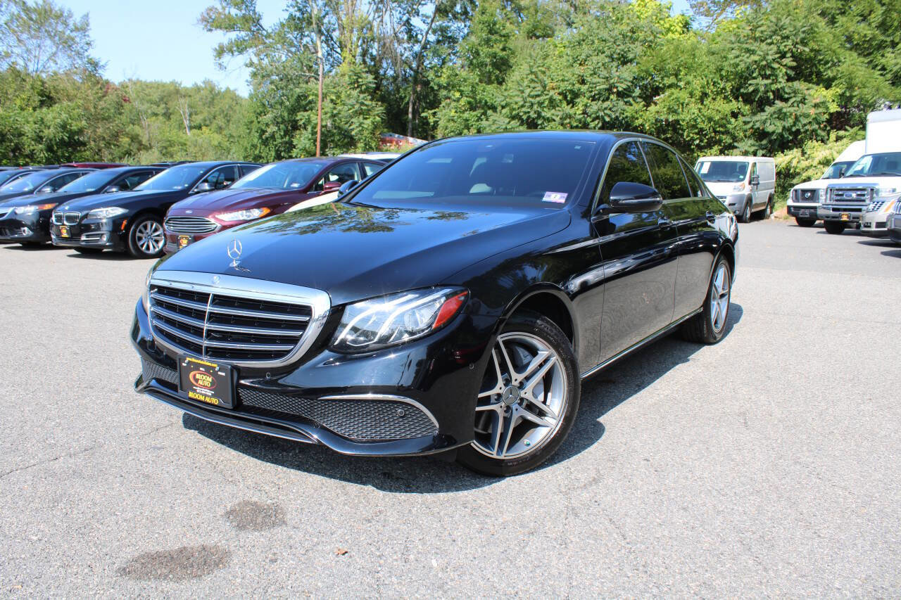 Used 2017 Mercedes-Benz E 300 4MATIC image 1