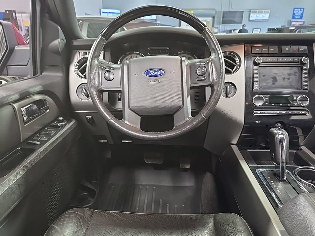 Used 2014 Ford Expedition EL Limited w/ Equipment Group 301A AWD/4WD image 31