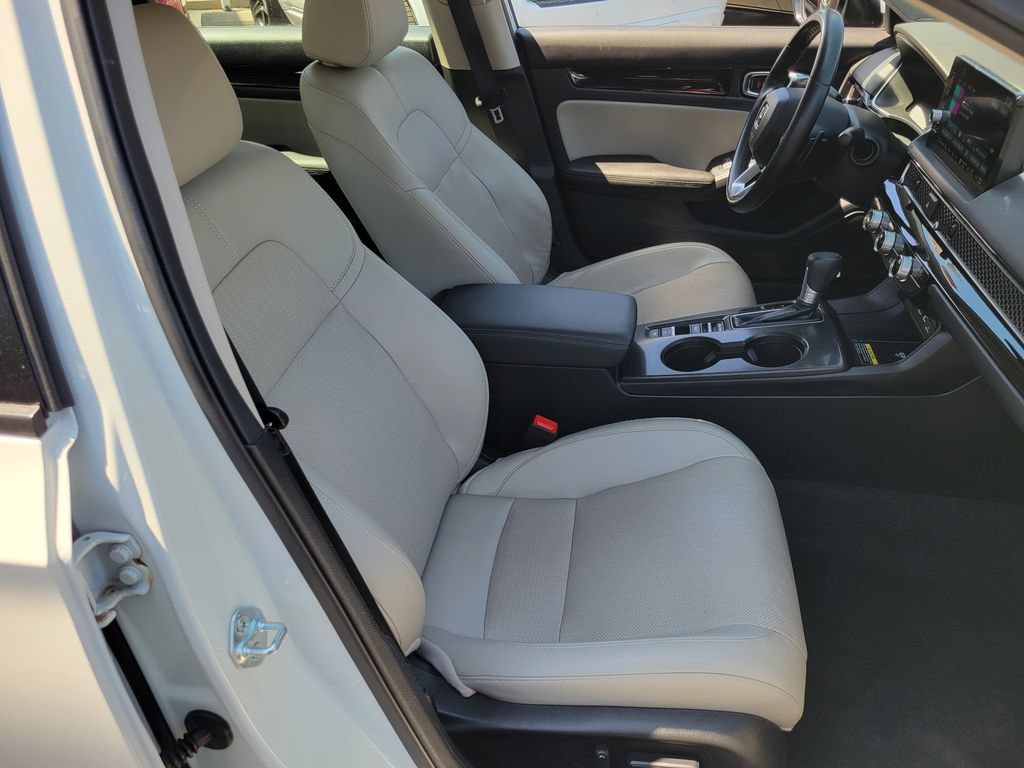 Used 2024 Honda Civic Touring image 18