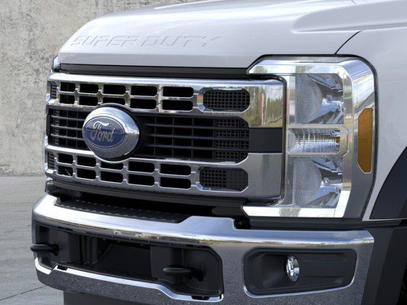 New 2026 Ford F550 4x4 Crew Cab Super Duty w/ XL Chrome Package image 17