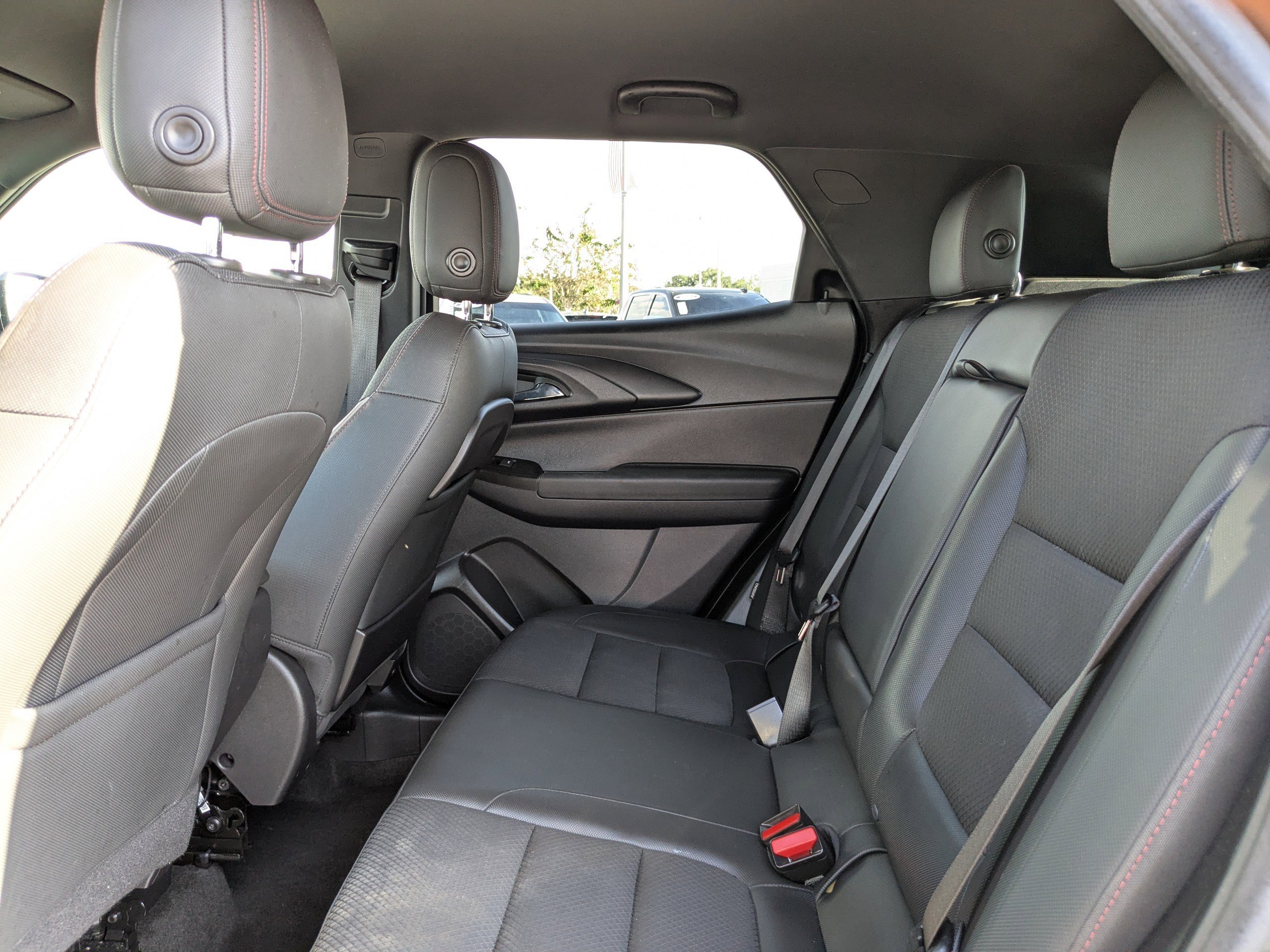 Used 2022 Chevrolet TrailBlazer RS image 12