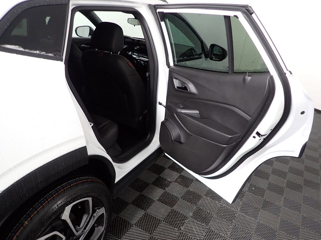 New 2026 Chevrolet Trax RS w/ Driver Confidence Package image 26