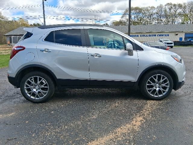 Used 2018 Buick Encore Sport Touring FWD image 6