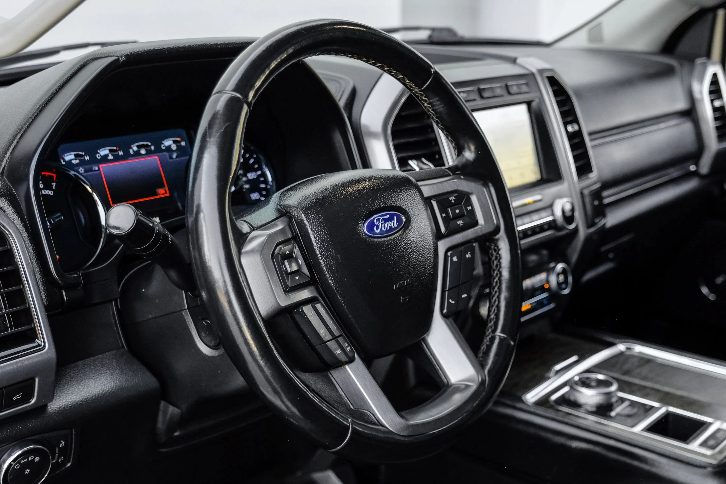 Used 2019 Ford Expedition Max Platinum RWD image 20