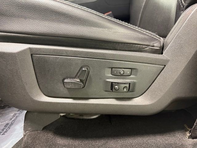 Used 2016 RAM 1500 Laramie AWD/4WD image 12