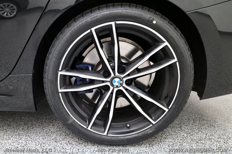 Used 2023 BMW 330i Sedan w/ M Sport Package RWD image 36