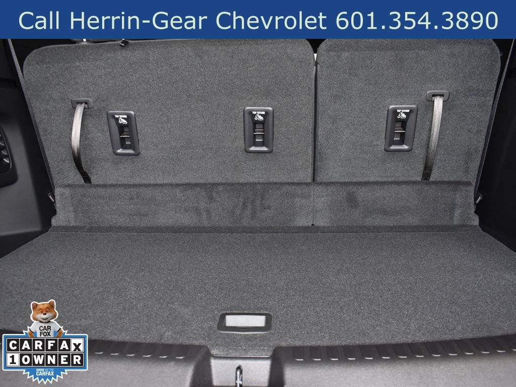Used 2025 Chevrolet Traverse LT FWD image 19