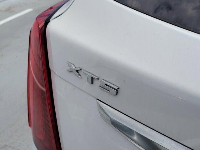 Certified 2023 Cadillac XT5 Premium Luxury w/ Technology Package FWD image 6