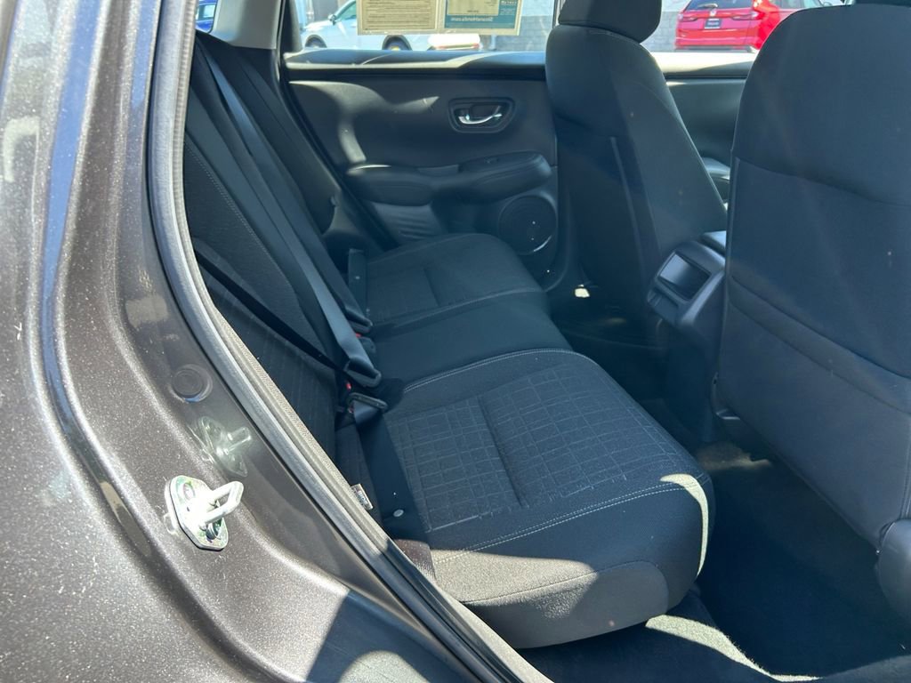 Used 2023 Honda HR-V LX image 20