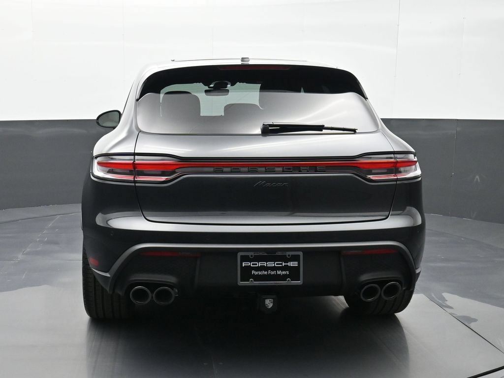 Certified 2026 Porsche Macan AWD/4WD image 22